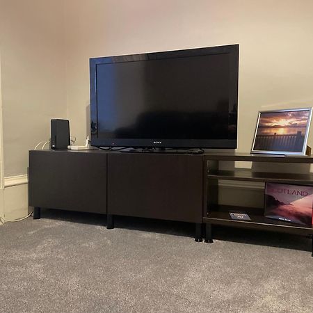 5 Minutes From Loch Lomond - Newly Renovated Ground Floor 1-Bed Flat Lejlighed Bonhill Eksteriør billede